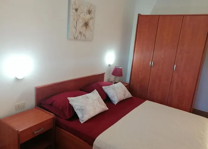 Apartment Solentia Necujam